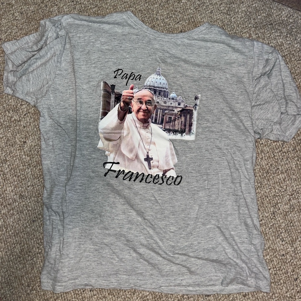Large Papa Francesco Tshirt